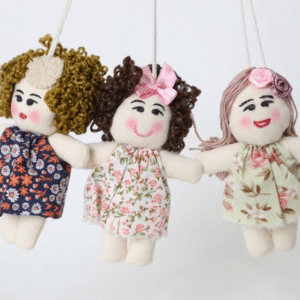 Boneca de pano chaveiro